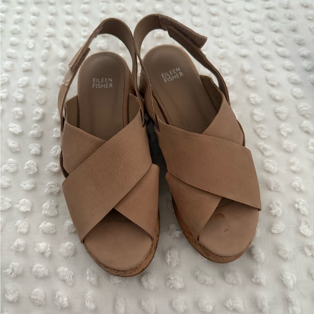 Eileen Fisher Women's Beige Espadrille Sandals